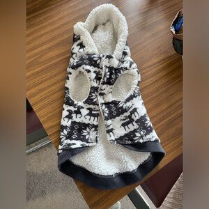 Medium sized dog sweater